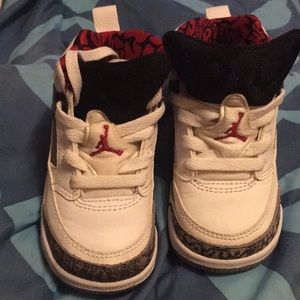 Toddler retro Jordan